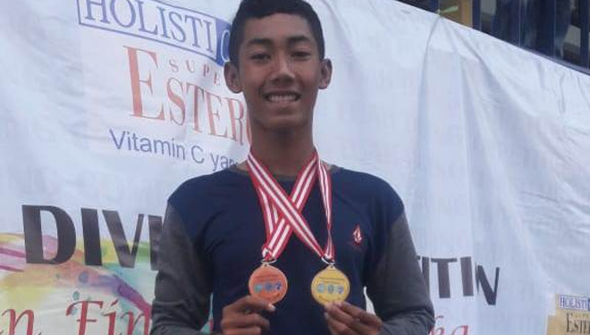 Ikwan Octa, peselam junior yang berhasil meraih emas dan perunggu level Jawa Timur di Surabaya.(FOTO: Istimewa)