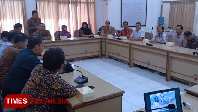 Delegasi Departemen Teknik Elektro Otomasi ITS Mengunjungi Fasilitas Tempat Uji Kompetensi (TUK) di Kampus ITNY, Yogyakarta. (FOTO: AJP/TIMES Indonesia)