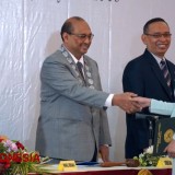 Unair Surabaya Ambil Sumpah Dua Dokter Gigi dari Malaysia dan Filipina