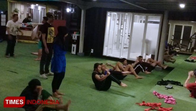 Persiapan atlet Muay Thai Ktoa Malang.