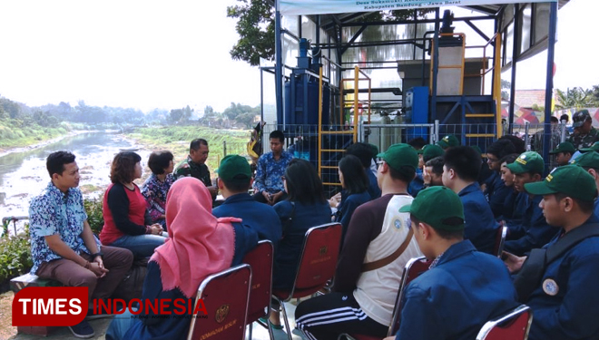 Mahasiswa-UNAIR.jpg