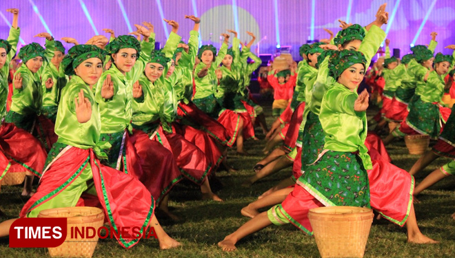 Tari Boran Awali Pembukaan Porprov Jatim 2019 - TIMES Indonesia