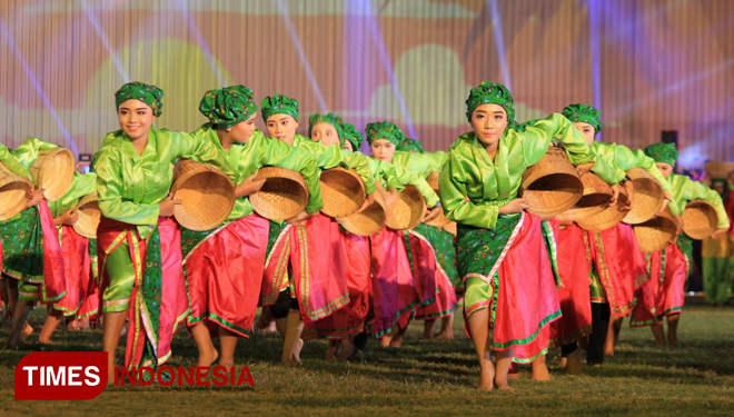 Tari Boran Awali Pembukaan Porprov Jatim 2019 | TIMES Indonesia