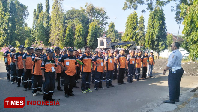 petugas-parkir2.jpg