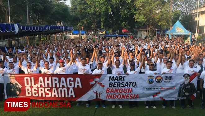 Polresta Kediri Gelar Deklarasi dan Senam Bersama Masyarakat