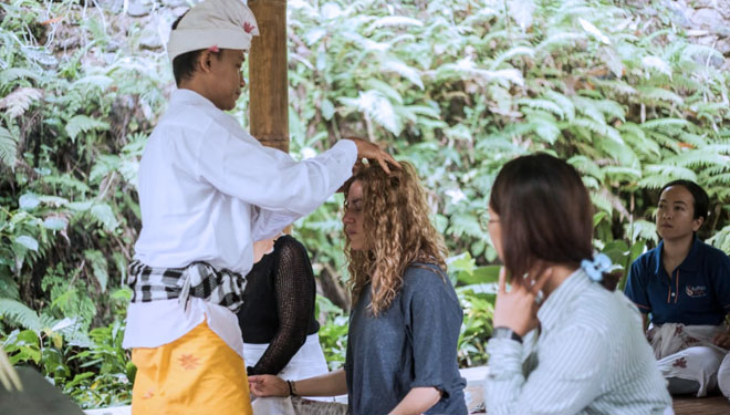 Balinese healing experience in the 3rd anniversary of Desa Visesa Ubud. 