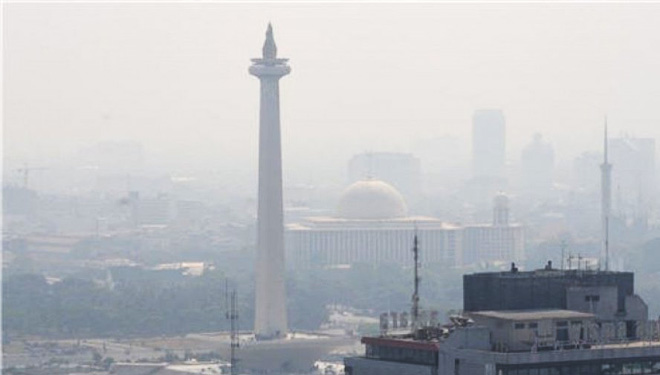 Ilustrasi- Polusi udara kota DKI Jakarta. (FOTO; Istimewa)