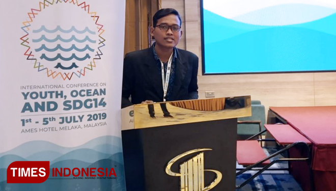 Mohammad Wahyu Syafi’ul Mubarok menjadi salah satu delegasi Indonesia untuk mengikuti International Conference on Youth, Ocean, and SDG 14 di Malaka. (FOTO: AJP TIMES Indonesia)
