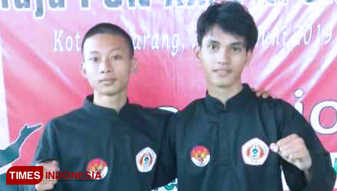 Indi Sangfanata (kiri) Atlet Pencak Silat asal Ponorogo  yang mewakili Indonesia di Asean School. (foto: Istimewa)