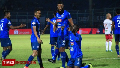 Dua Gol Makan Konate Bawa Arema FC Unggul di Babak Pertama