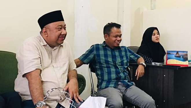 Ketua DPW PKB NTB H. lalu Adrian Irfani (kiri) bersama Sekretaris DPW PKB NTB akhdiansyah (tengah). (foto: Istimewa)