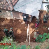 Satgas TMMD Kodim Trenggalek Bersama Warga Mulai Kerjakan TPJ