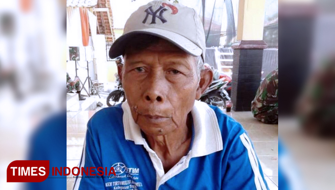 Busro (67) Ketua LPMD Desa Jatimulya Kecamatan Suradadi Kabupaten Tegal, Jawa Tengah. (FOTO: AJP TIMES Indonesia)