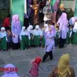Keseruan KB/TK Khadijah Pandegiling Jalani MPLS