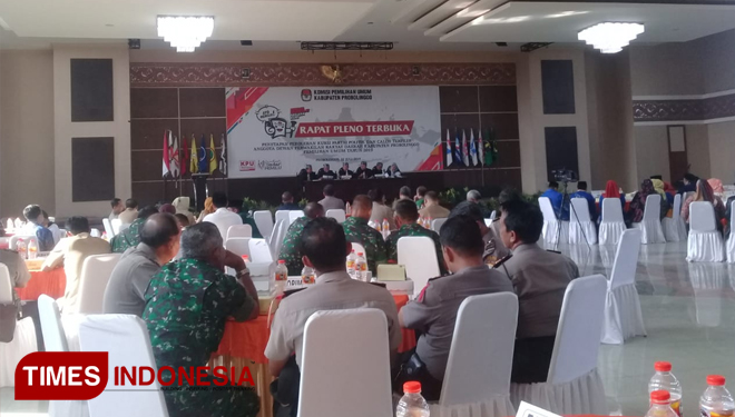 Rapat pleno terbuka penetapan calon anggota DPRD Kabupaten Probolinggo. (FOTO: Dicko W/TIMES Indonesia)