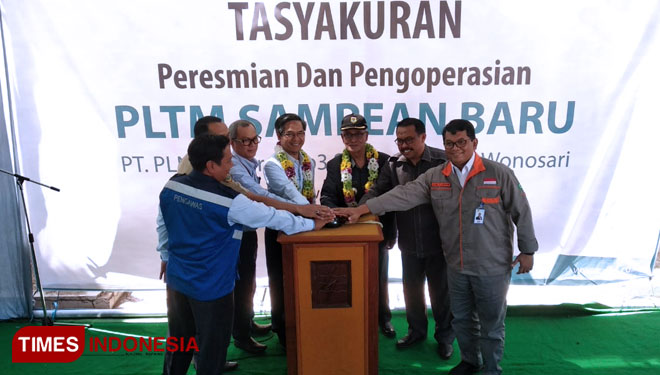Peresmian dan pengoperasian pertama Pembangkit Listrik Mikro Hidro (PLTM) Sampean Baru berkapasitas 1,8 MW di Desa Sampean Baru Kecamatan Tapen Bondowoso. (FOTO: Moh Bahri/TIMES Indonesia)