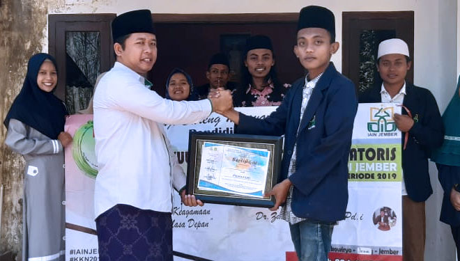 Begini Cara Mahasiswa KKN IAIN Jember Beri Pendidikan Keagamaan untuk Warga