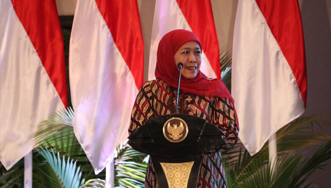 Gubernur Jawa Timur, Khofifah Indar Parawansa saat membuka Konsultasi Regional RPJMN 2020-2024 di Shangri la, Kota Surabaya. (Foto: Humas Pemkot Malang)