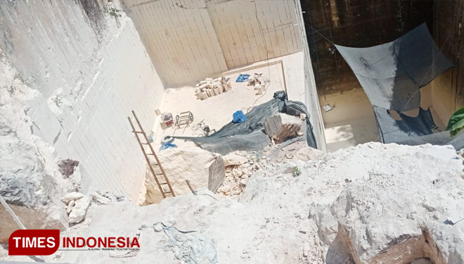 tambang-batu-kumbung-2.jpg