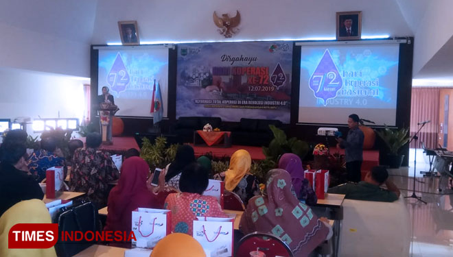 Dra Hj Dewanti Berharap Koperasi Kota Batu Mendunia