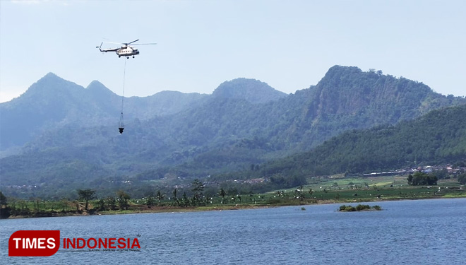 Helikopter Water Bombing. (Foto : Dok. TIMES Indonesia)