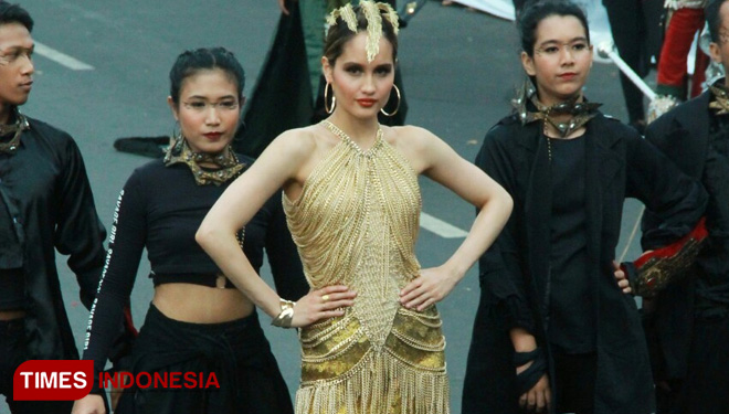 Aura Cinta Laura di JFC  2019  TIMES Indonesia