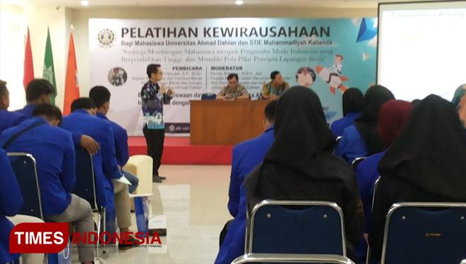 UAD-STIE Muhammadiyah Kalianda Gelar Pelatihan Kewirausahaan