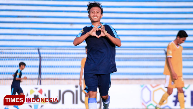 Winger Persela U-20, Imas Tri Pamongkas merayakan golnya ke gawang Arema FC U-20, Kamis (15/8/2019). (FOTO: MFA Rohmatillah/TIMES Indonesia)