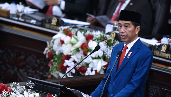 Presiden Jokowi berbicara dalam HUT ke-74 RI di Kompleks Parlemen, Jakarta, Jumat (16/8/2019). (Foto: Istimewa)
