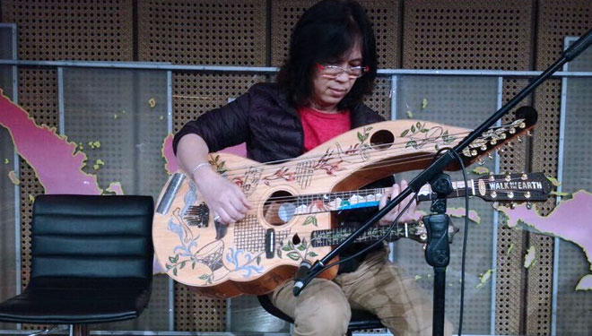 Worldship Orchestra Berkolaborasi dengan Mr D dan Musisi Surabaya
