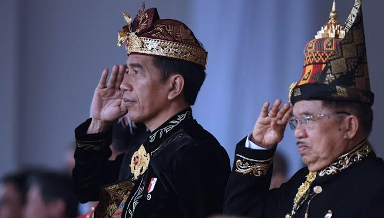 Presiden Jokowi mengenakan pakaian adat Klungkung asal Bali saat upacara detik-detik proklamasi kemerdekaan ke-74 RI di Istana Merdeka, Jakarta, Sabtu (17/8/2019). (FOTO: Istimewa)