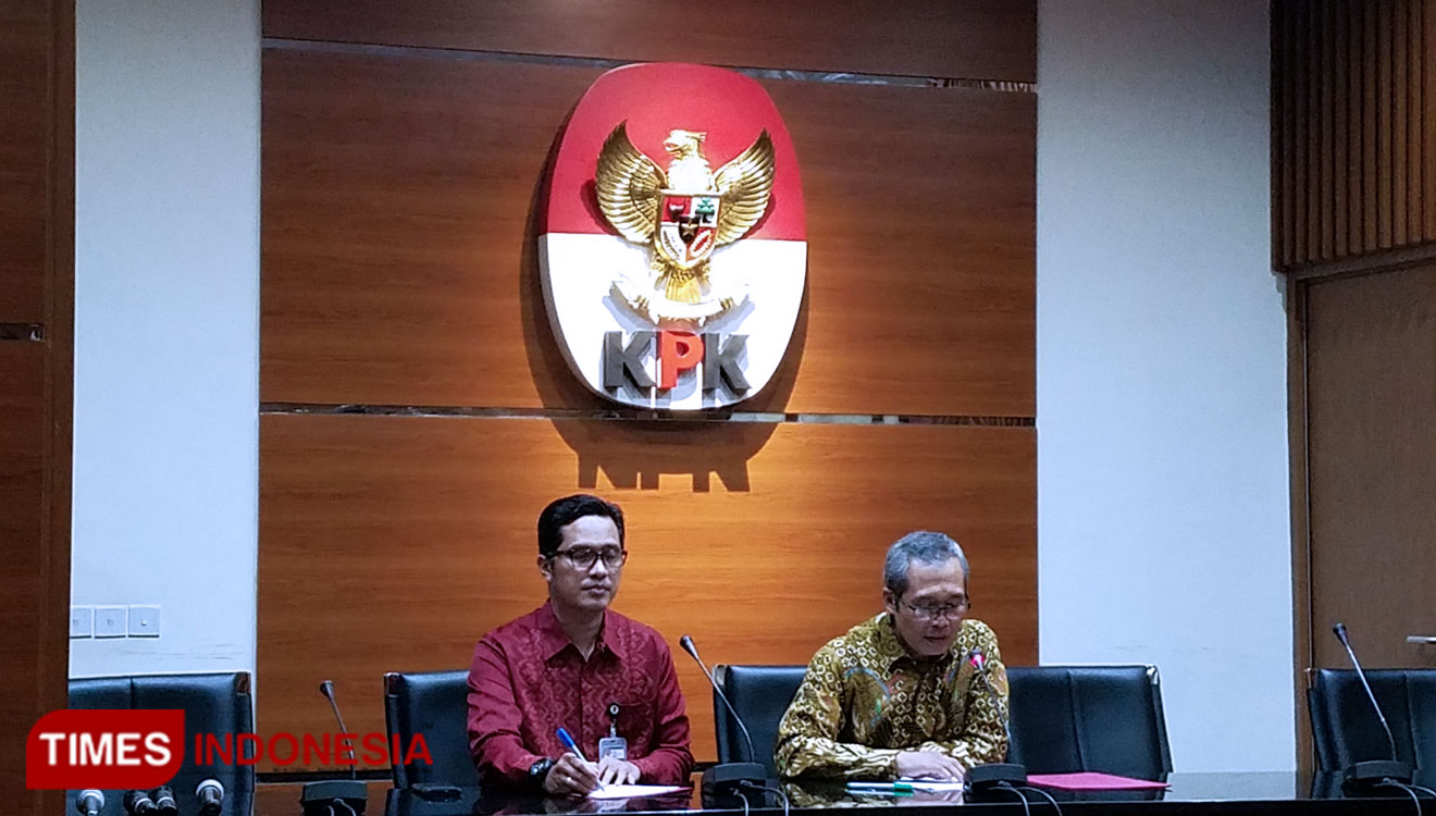 Wakil Ketua KPK RI, Alexander Marwata saat menggelar konprensi pers di Press Room KPK (Foto:Edi Junaidi ds/TIMES Indonesia) 