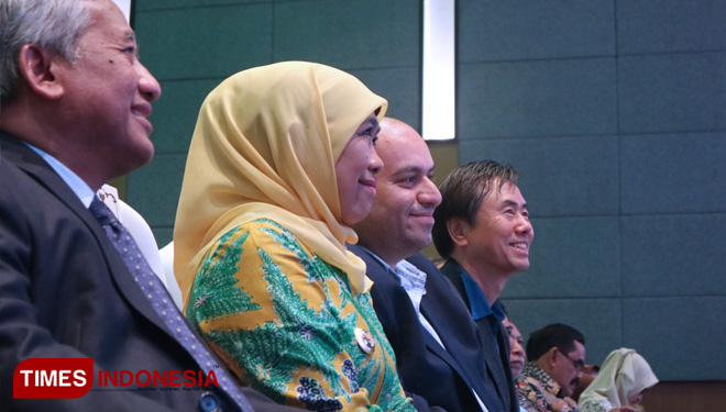 (ki-ka) Mohammad Nuh, Khofifah Indar Parawansa, Ahmed Osman, dan Ki-Chan Kim dalam peresmian OPOP Training Center dan Center of Humane Entrepreneur Development di Unusa, Kamis (22/8/2019). (FOTO: Lely Yuana/TIMES Indonesia)
