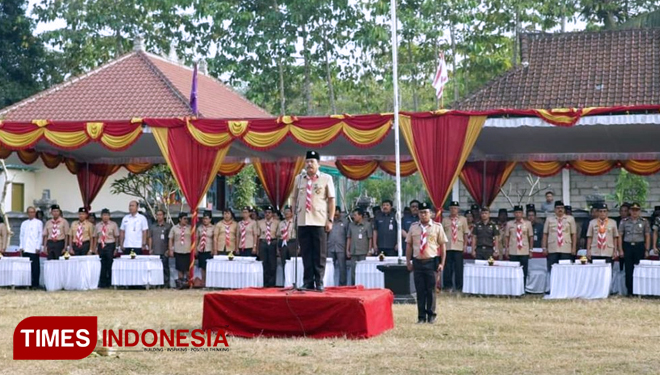 Wakil Bupati Gianyar pimpin Apel Peringatan Hari Pramuka ke-58. (FOTO: AJP TIMES Indonesia)