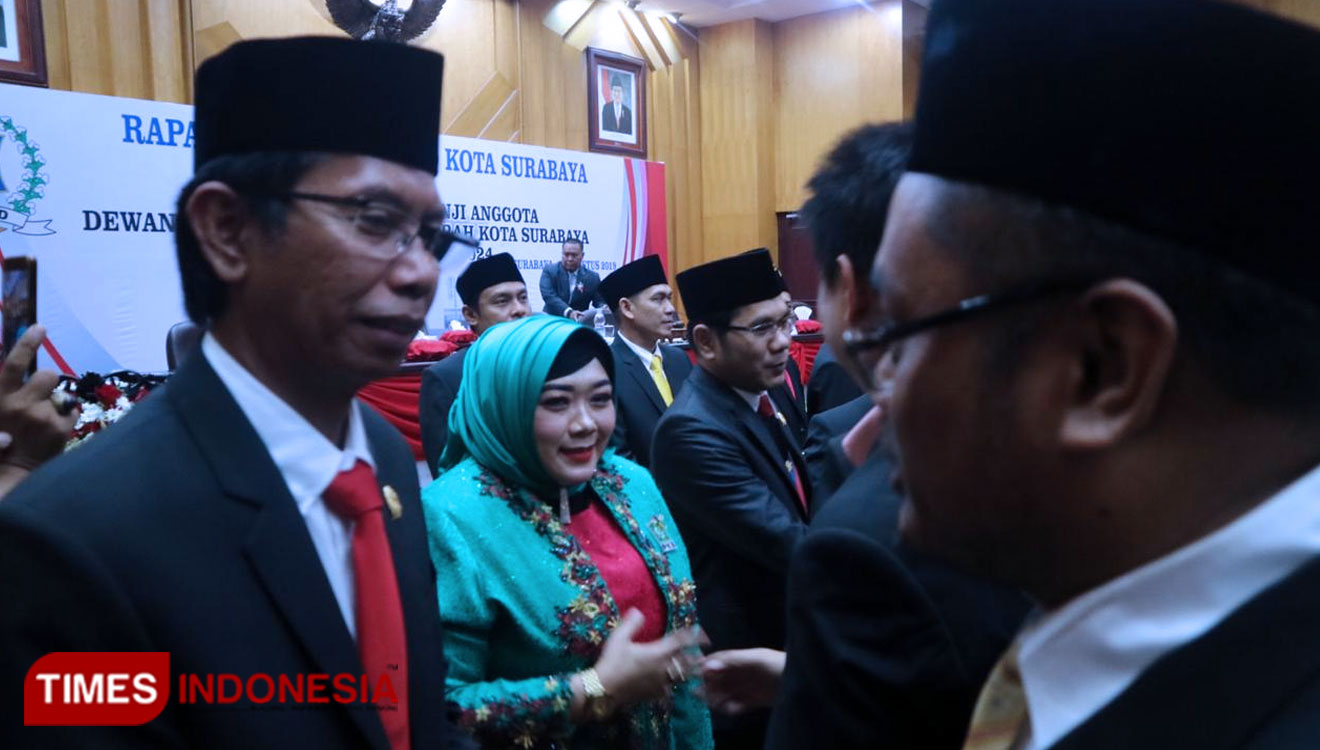DPRD-SURABAYA.jpg