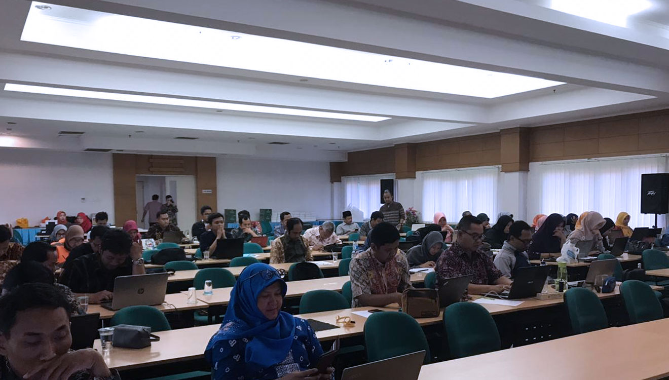 Peserta workshop peningkatan kualitas pembelajaran Fakulats Sains dan Teknologi UIN Sunan Ampel, Jumat (23/8/2019). (Foto : Istimewa)