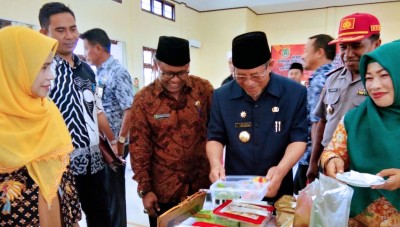 Salurkan Zakat, UPZ Pupuk Kaltim Sambangi Pulau Gusung 