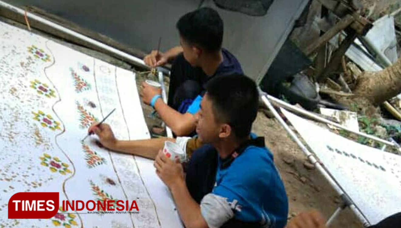 Batik Khas Kota Batu Pilihan Wisatawan TIMES Indonesia Batik Khas Kota Batu Pilihan Wisatawan TIMES Indonesia