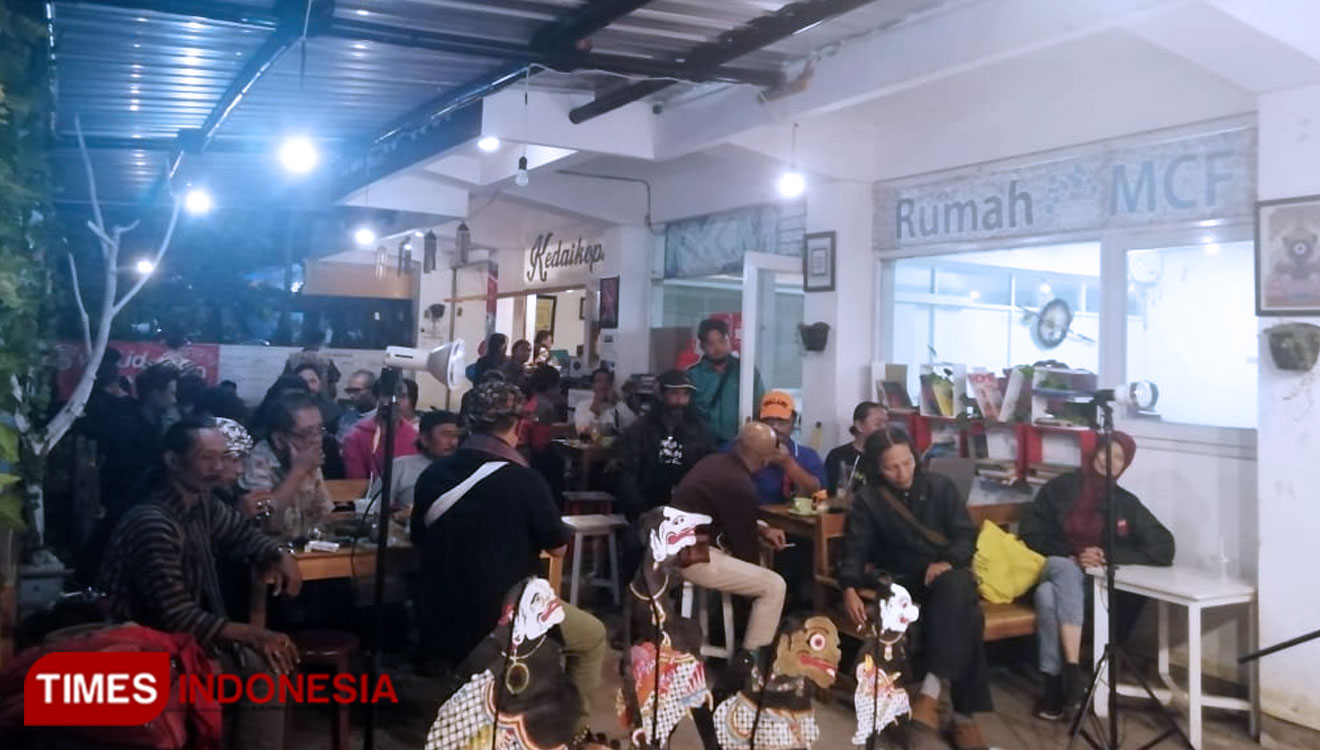 Sinau-Teater-Malang-b.jpg