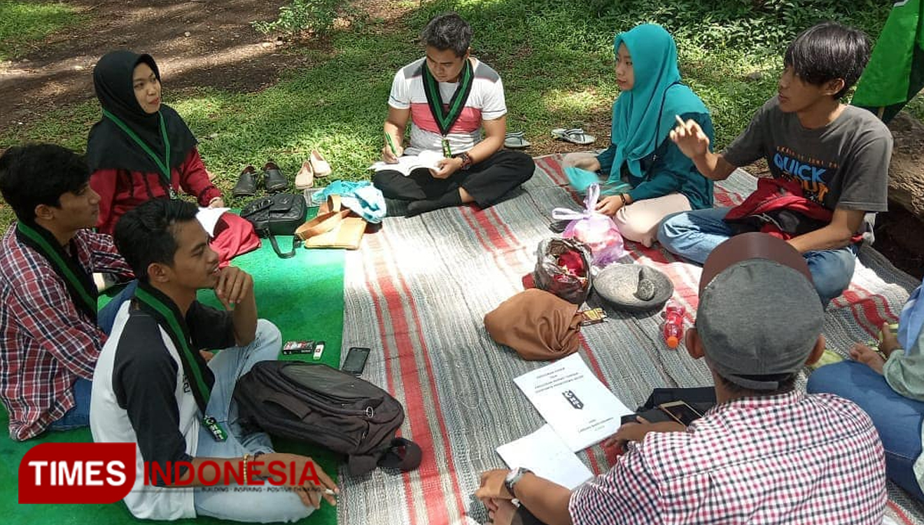 HMI Banyuwangi akan Somasi Oknum Pencoret Silang Merah pada Flyer