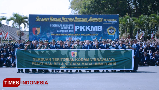 Upacara Penutupan PKKMB Unmer Malang, ini Pesan Pangdam V Brawijaya