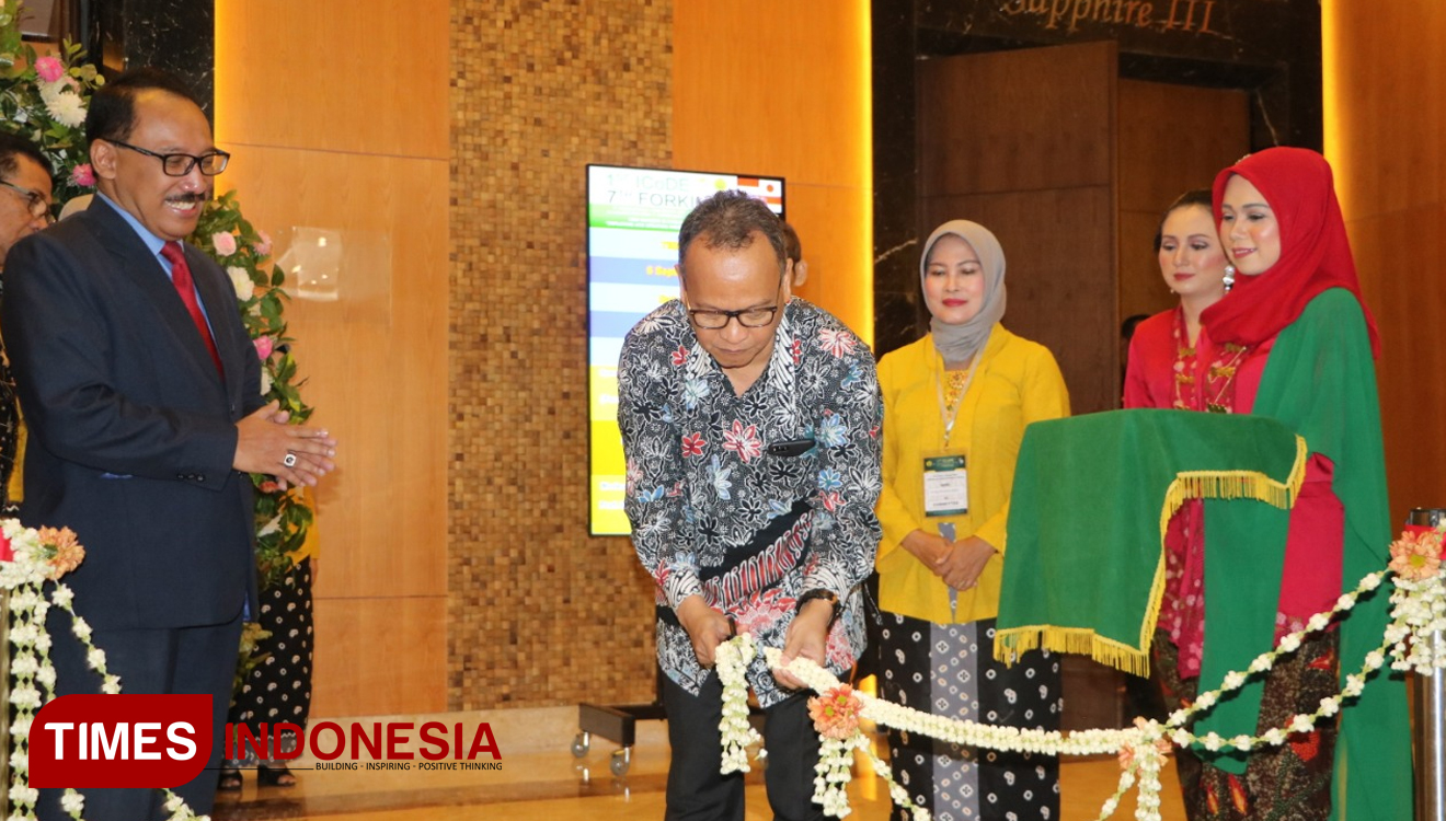 Peresmian Forkinas VII di Hotel Aston, Jumat (6/9/2019). (foto: Humas Unej for TIMES Indonesia)