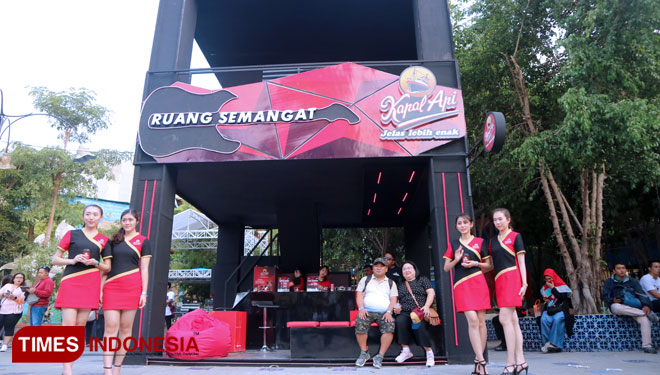 Booth utama Kopi Kapal Api di Jazz Traffic Festival 2019 Kenjeran Park Surabaya, Sabtu (14/9/2019).(Foto : Lely Yuana/TIMES Indonesia)