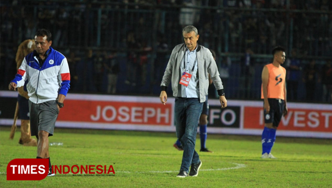 Kekecewaan Arema Fc hanya berhasil mendapatkan 1 poin dalam laga Shopee Liga 1 melawan Borneo FC di Stadion Kanjuruhan Malang dengan skor 2-2. (Tria Adha/TIMES Indonesia)