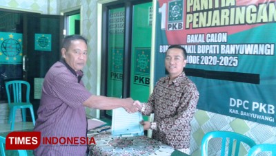 Abdillah Rafranzani Kembalikan Formulir Pendaftaran Bakal Calon Bupati Banyuwangi