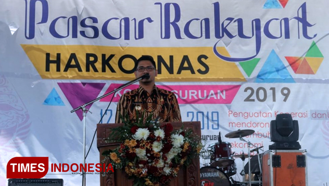 Pasar rakyat di GOR Kota Pasuruan. (FOTO: AJP TIMES Indonesia)