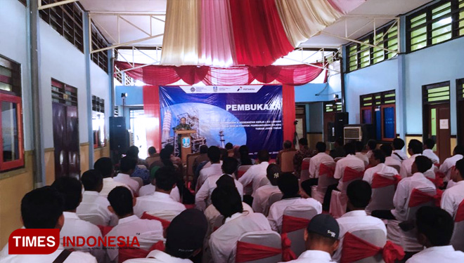 Pembukaan pelatihan Keselamatan dan Kesehatan Kerja (K3) untuk proyek pembangunan kilang Grass Root Refinery (GRR) Tuban di Balai Latihan Kerja  Indonesia (BLKI) Tuban, Selasa, (17/09/2019) (FOTO: Achmad Choirudin/TIMES Indonesia)