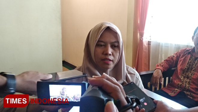 Dwi Anggraeni, Ketua Komisi Pemilihan Umum (KPU) Banyuwangi. (Foto: Agung Sedana/TIMES Indonesia)
