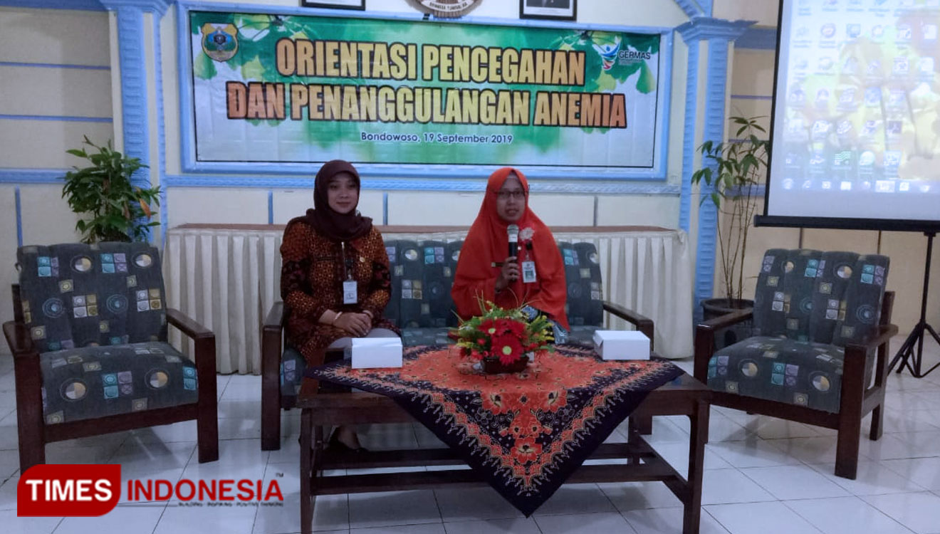 Suasana orientasi pencegahan dan penanggulangan anemia untuk remaja putri di Aula Dinkes Bondowoso. (FOTO: Moh Bahri/TIMES Indonesia)