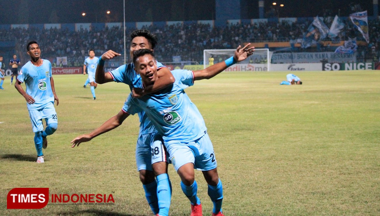 Sugeng Efendi merayakan golnya ke gawang Arema FC, Jum'at (20/9/2019). (FOTO: MFA Rohatillah/TIMES Indonesia)